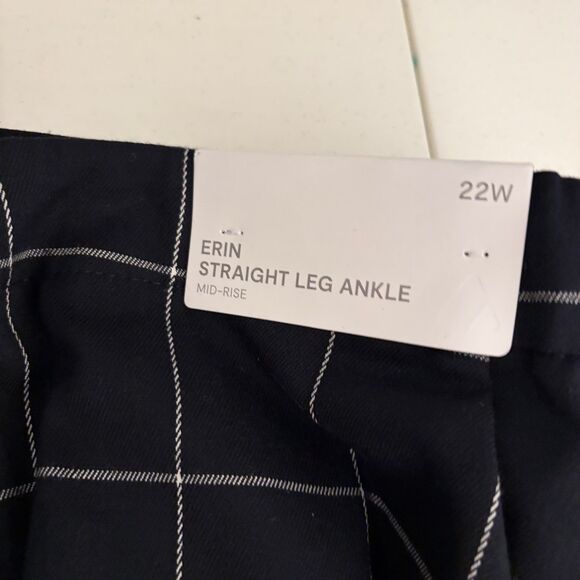 Liz Claiborne Pants Women's 22W Navy Blue Erin Plaid Ankle Mid Rise NWT - Picture 11 of 12